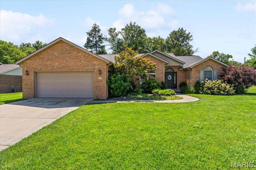432 Meadowlark Lane - Photo 1