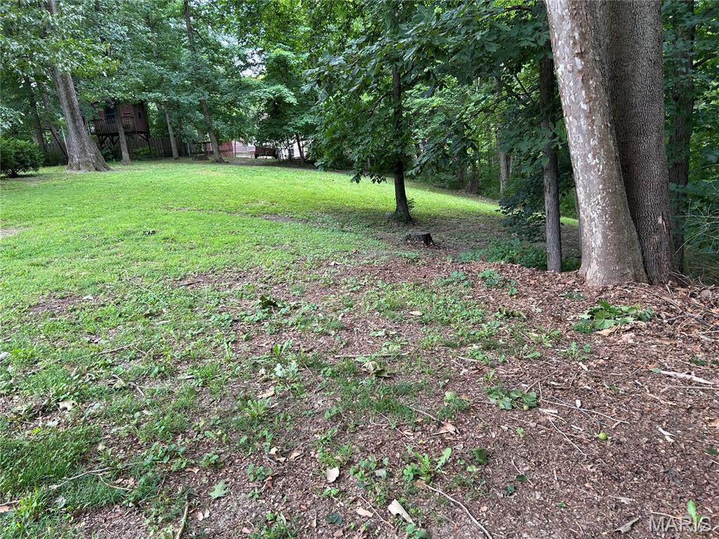 114 Brittany Lane - Photo 1