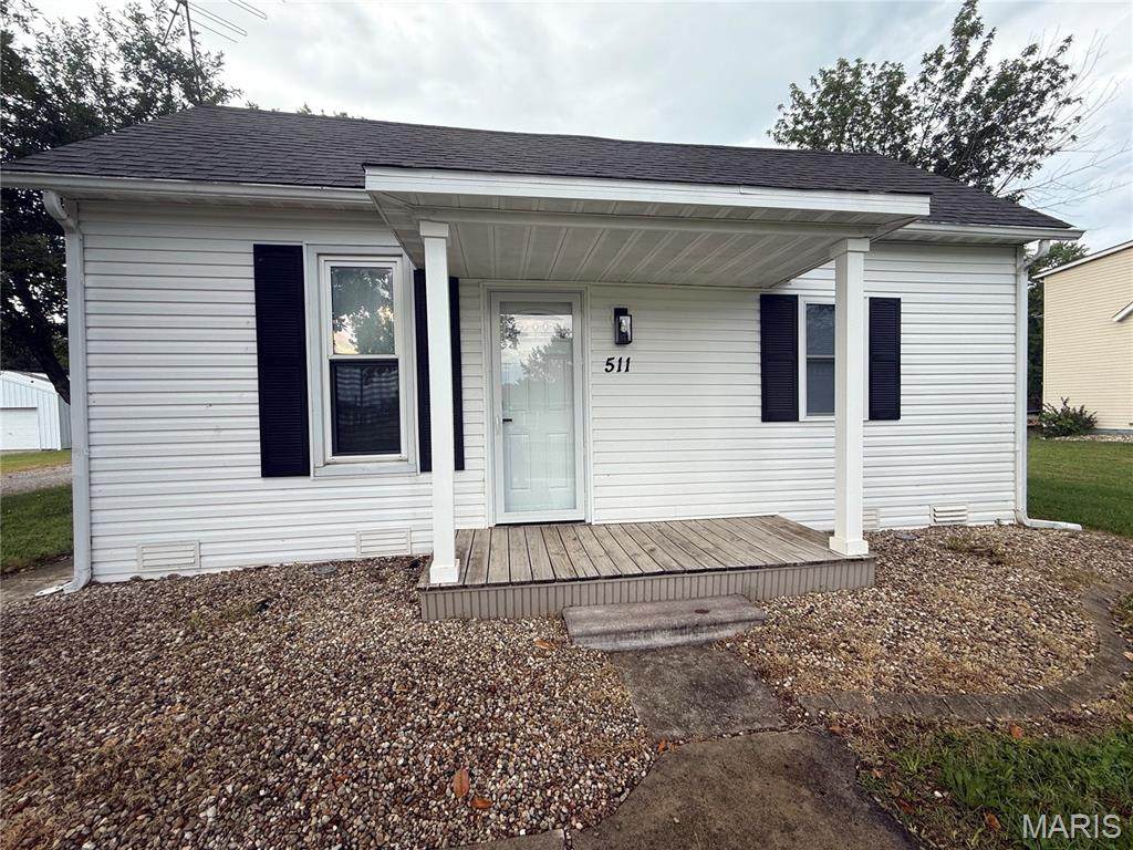 511 Beckemeyer Avenue - Photo 1