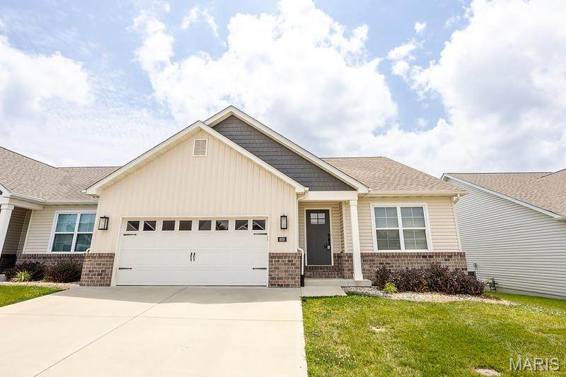 808 Applewood Creek Drive - Photo 1