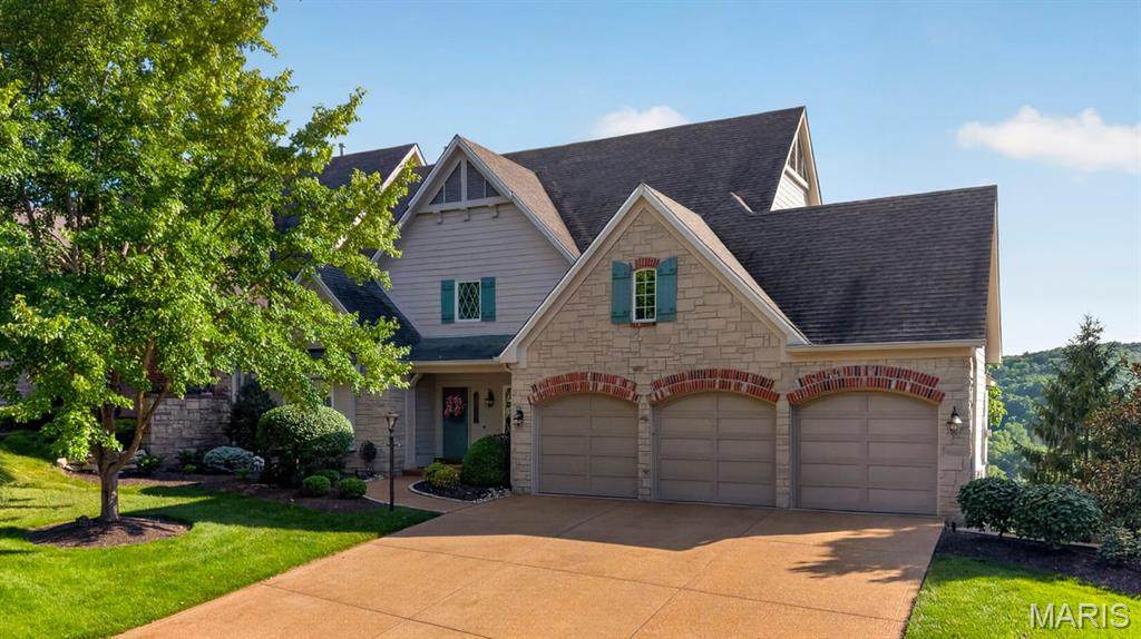 731 Bordeaux Circle - Photo 1