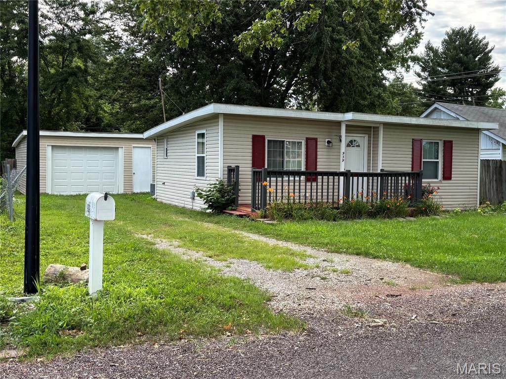 939 Green Mount Lane - Photo 1