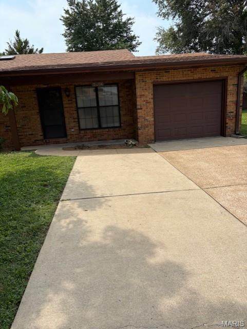 2416 College Drive - Photo 1