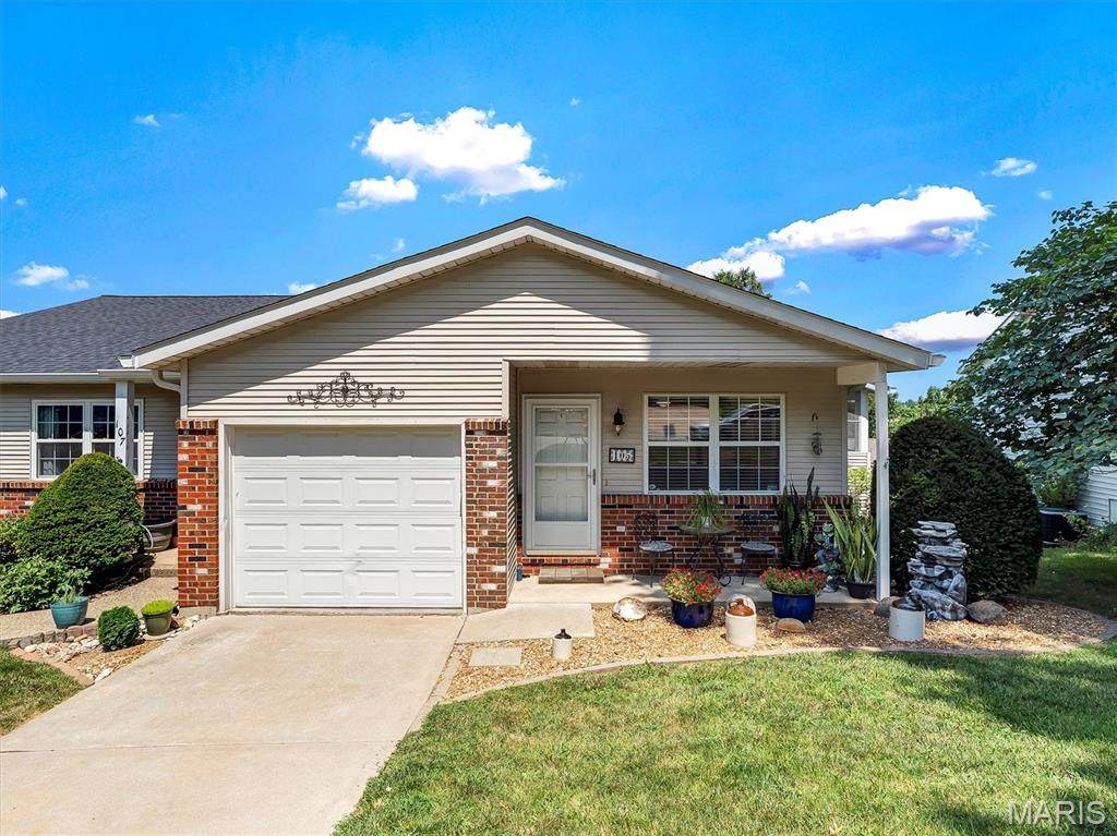 105 Wenona Drive - Photo 1
