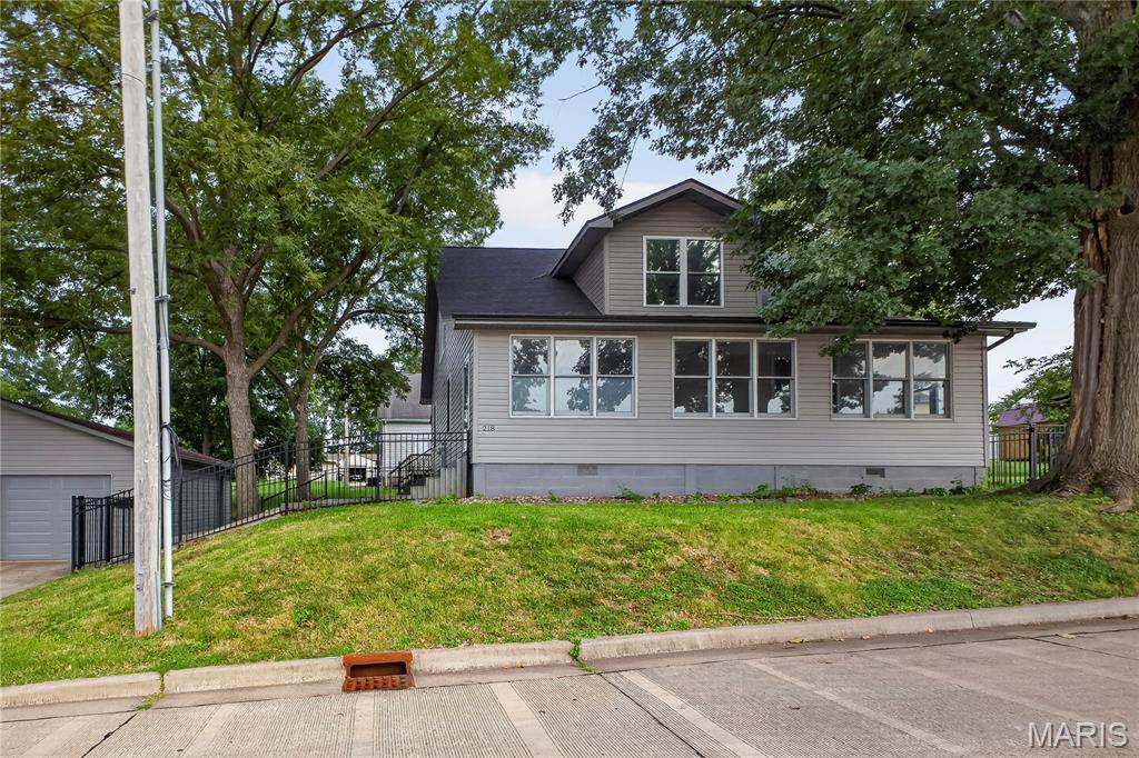 218 Cherry Street - Photo 1