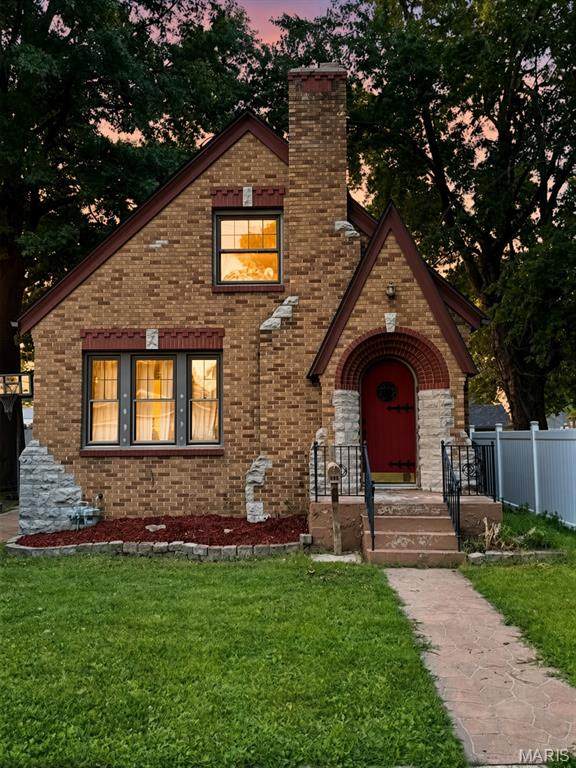 111 Olive Street - Photo 1