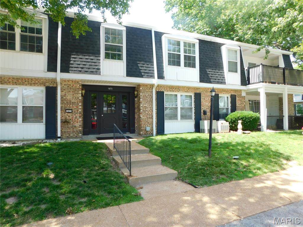 1673 Herault Place - Photo 1