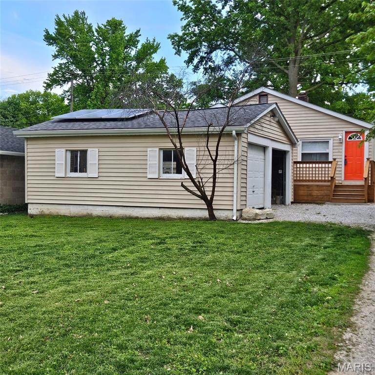112 3rd Avenue - Photo 1