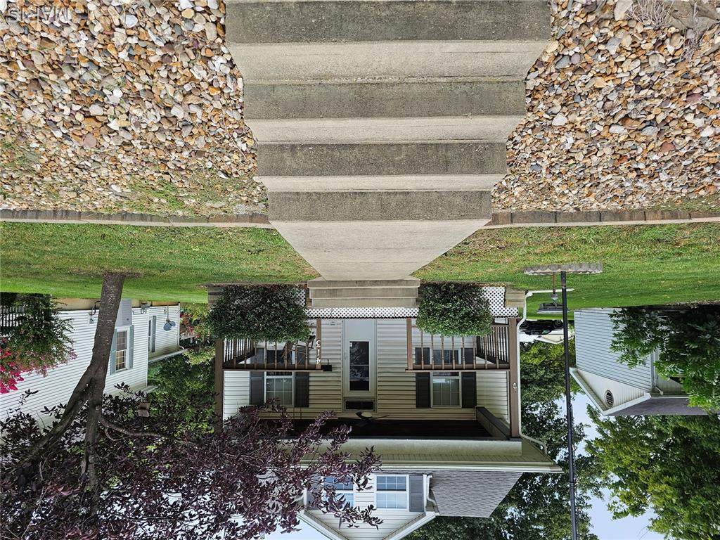413 Broadway Street - Photo 1