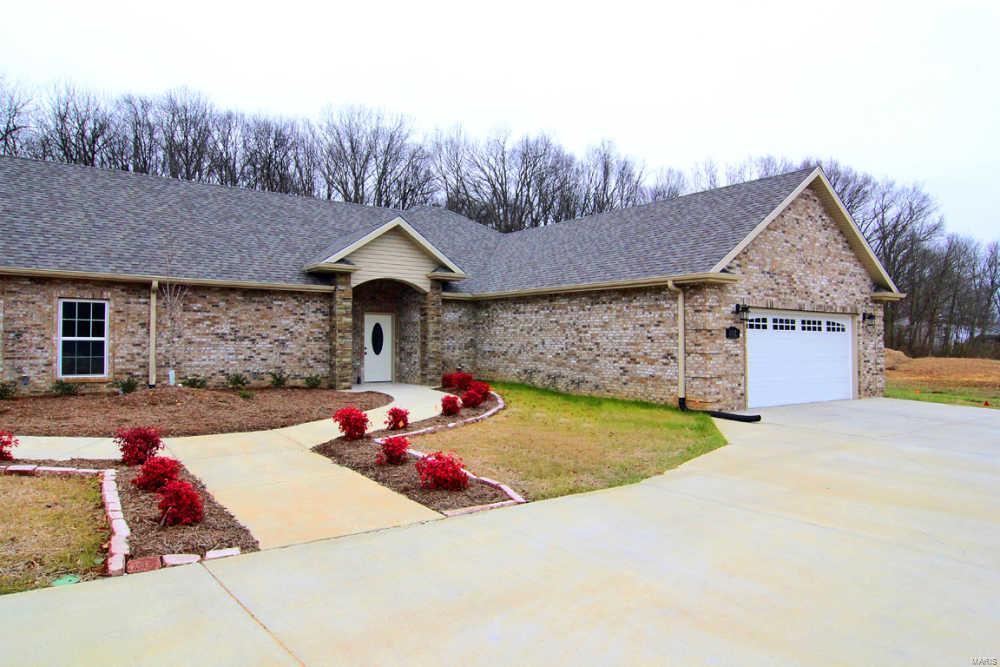 2921 Shadow Wood - Photo 1