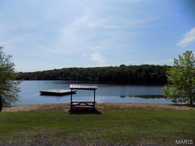 247 Foxboro Road - Photo 1