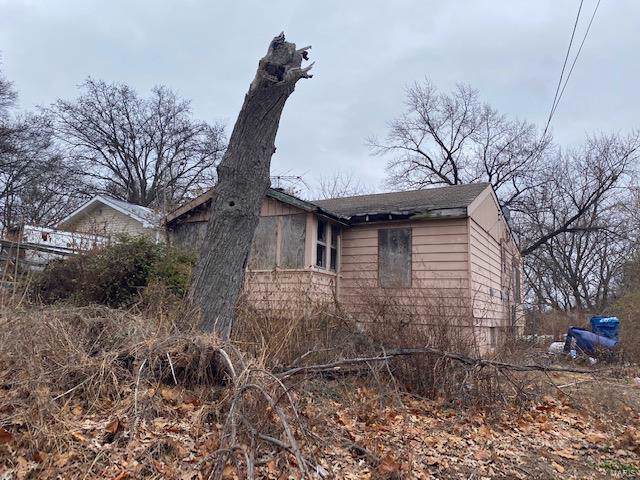 5990 Dupree Avenue - Photo 1