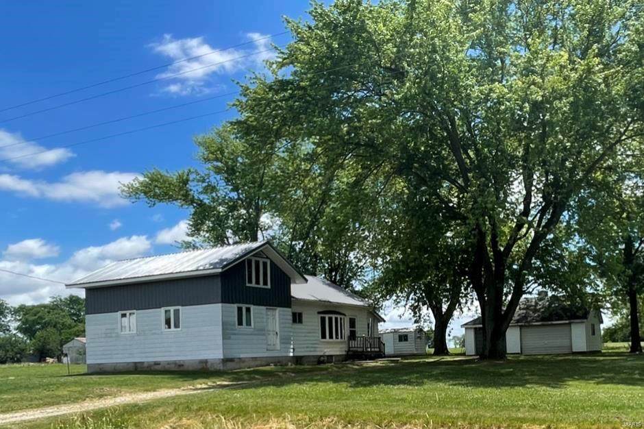 1188 900 Avenue - Photo 1