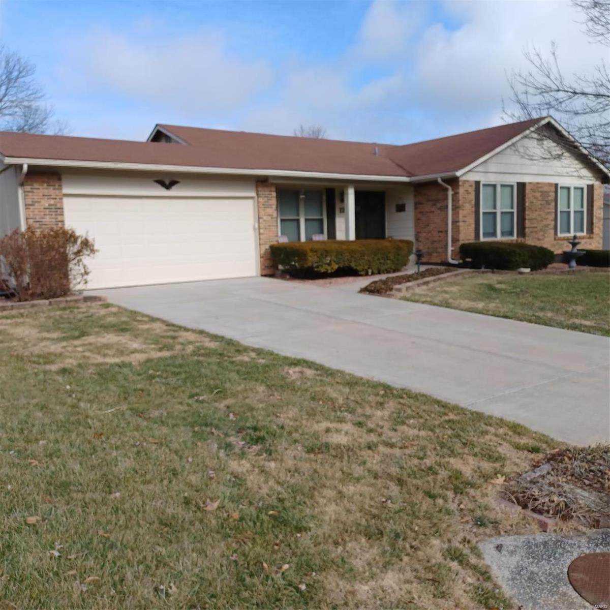 12 Pinehurst Court - Photo 1