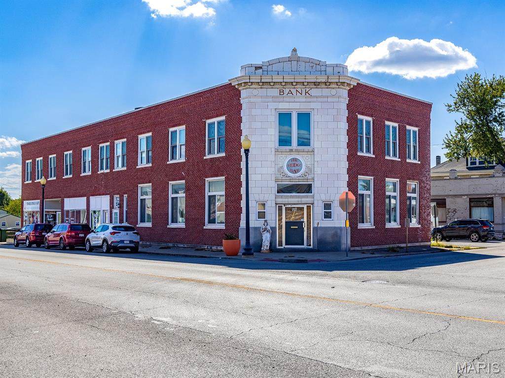 203 South Main - Photo 1