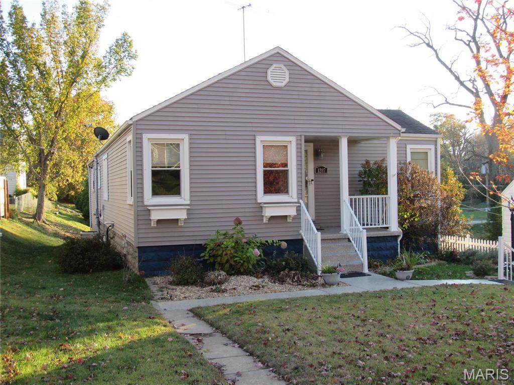 1207 Douglas Street - Photo 1