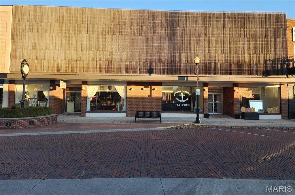 124 Front Street - Photo 1