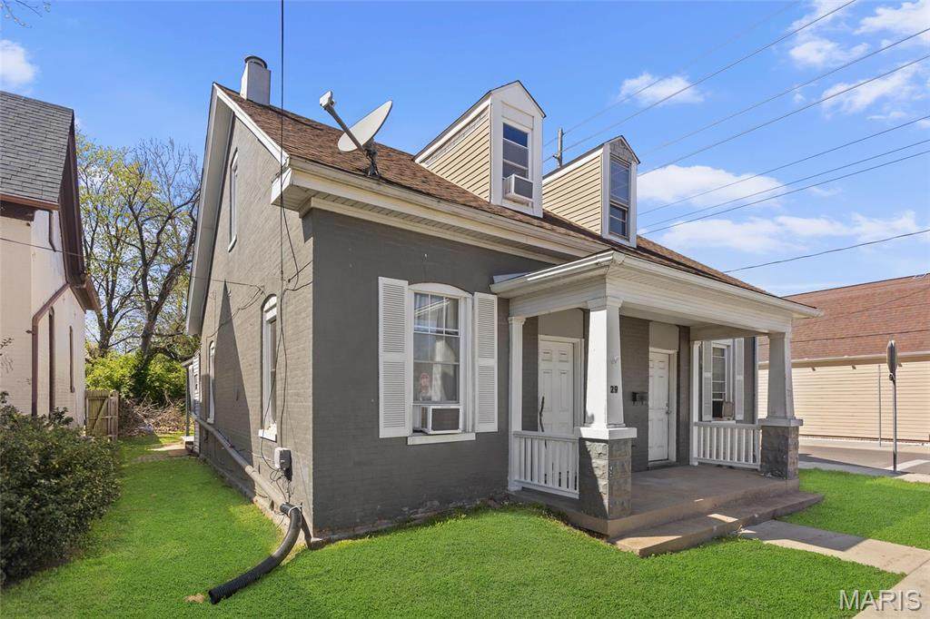 29 14th Street - Photo 1