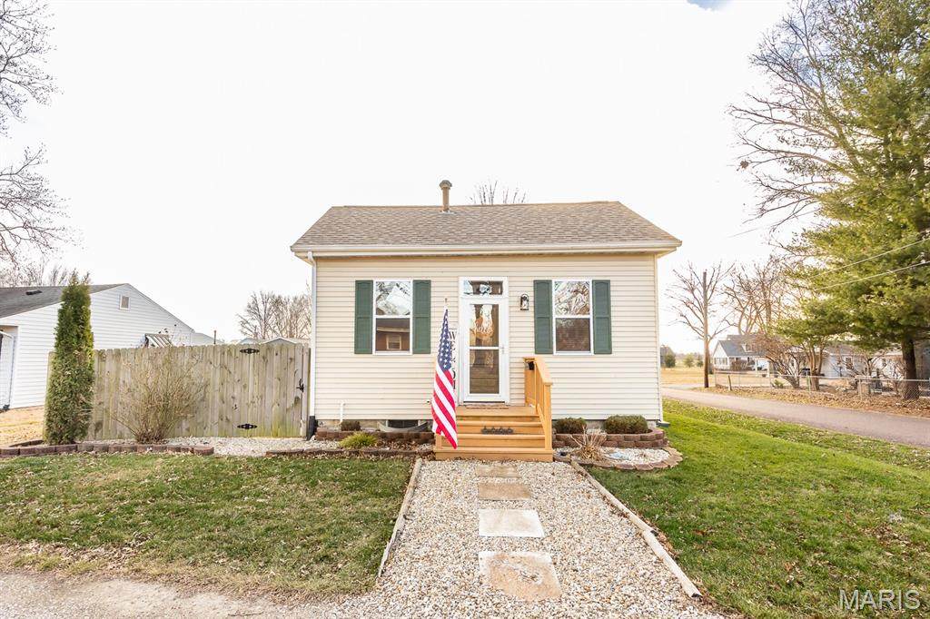 824 State Street - Photo 1