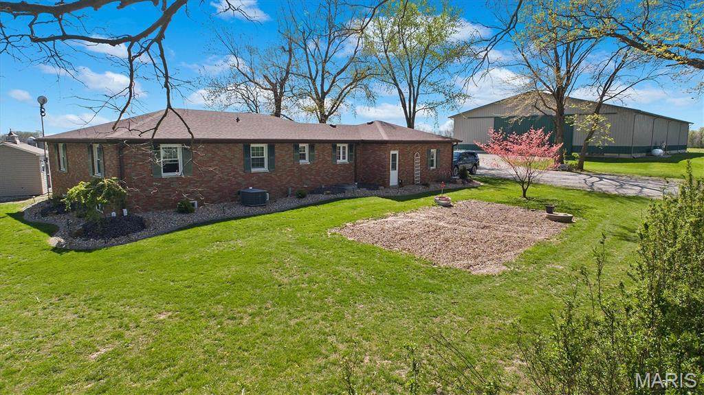 21510 Keyesport Road - Photo 1
