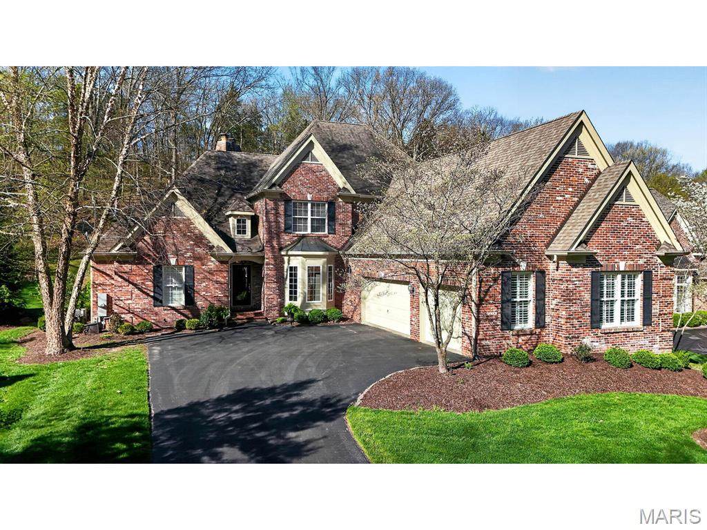 462 Hickory Trace Drive - Photo 1