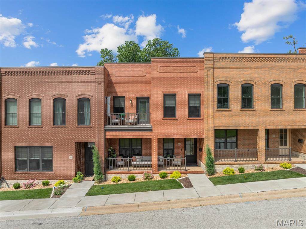 497 Main Street - Photo 1