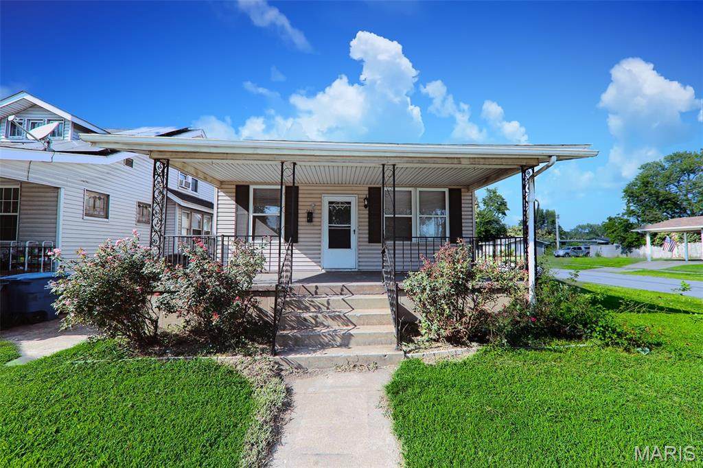 2459 Jerden Avenue - Photo 1