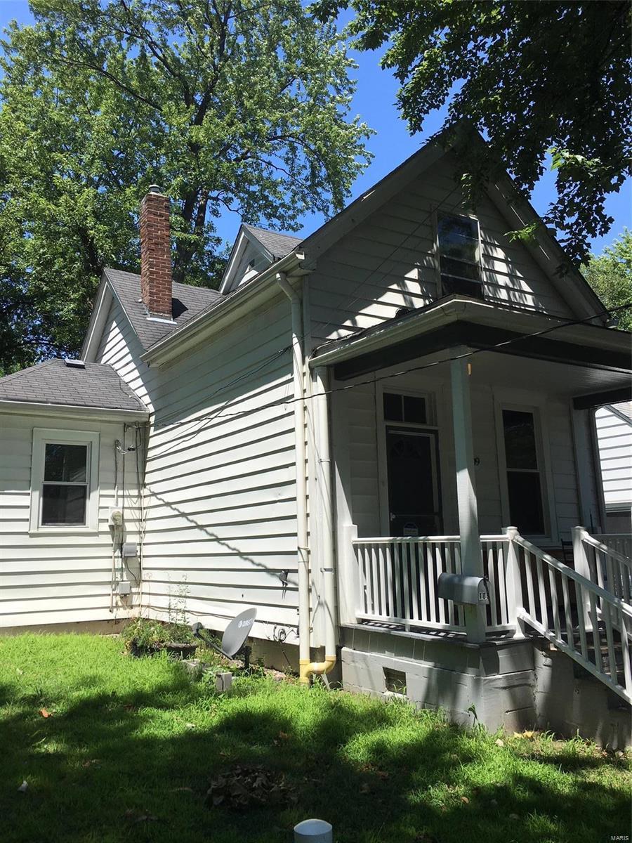 109 Marguerite Avenue - Photo 1