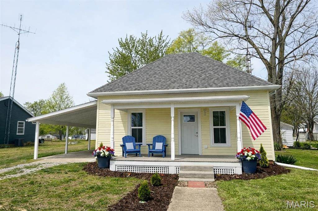 113 Maple Street - Photo 1