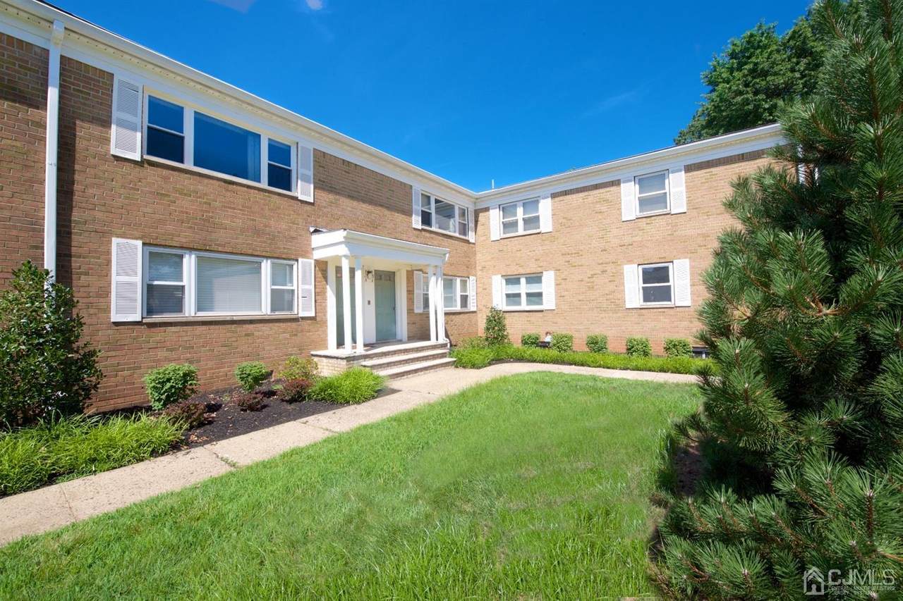172 Evergreen Road - Photo 1