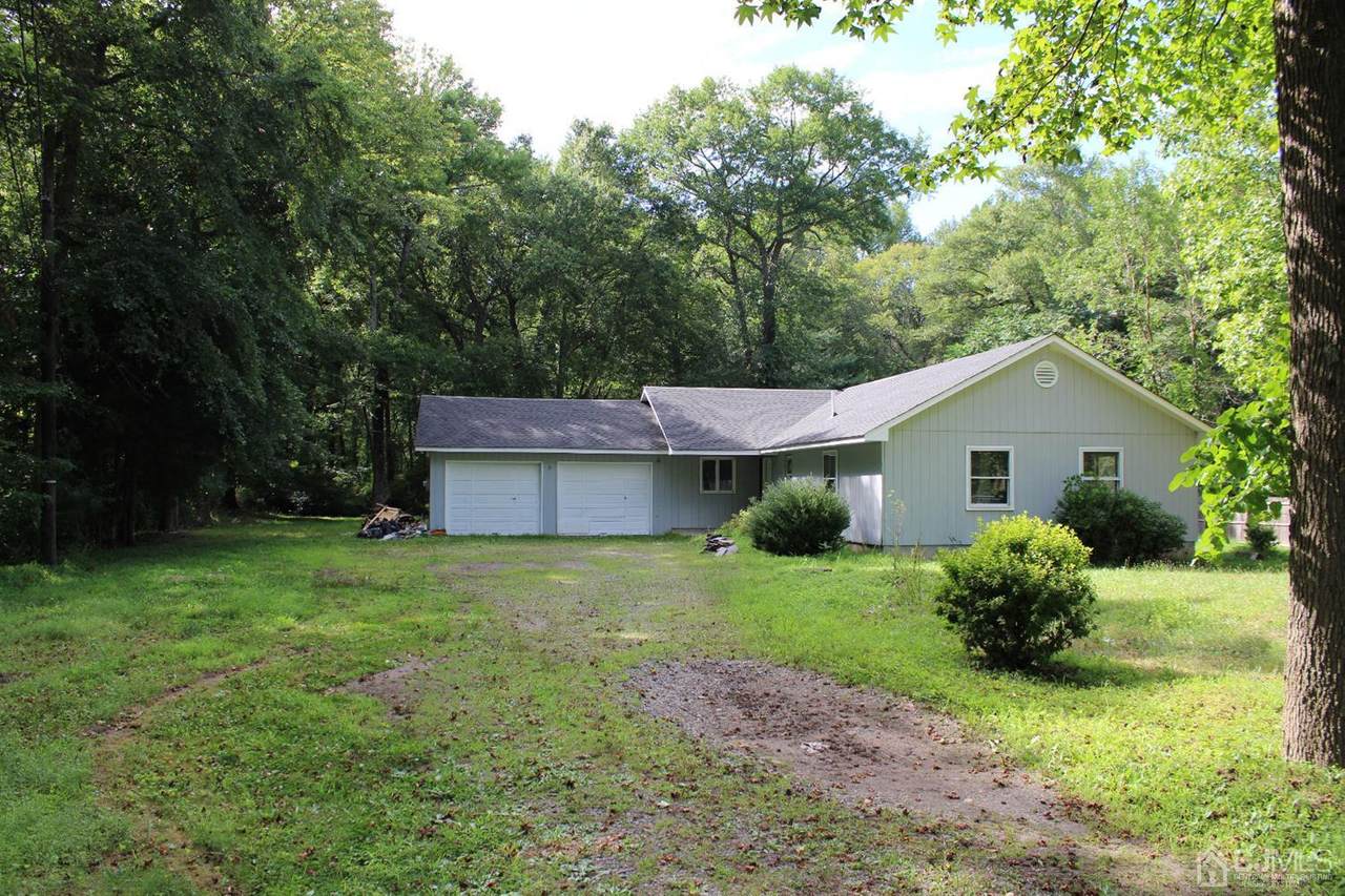 81 Fresh Ponds Road - Photo 1