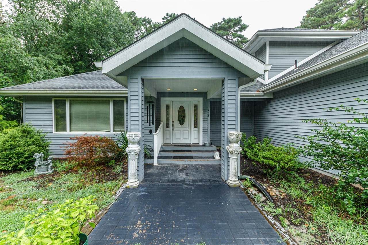 714 2ND Avenue - Photo 1