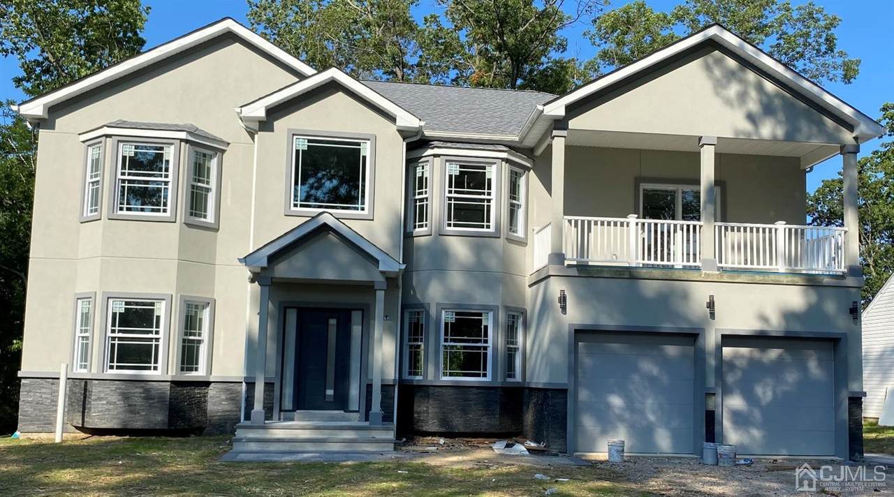 6 Serviss Avenue - Photo 1