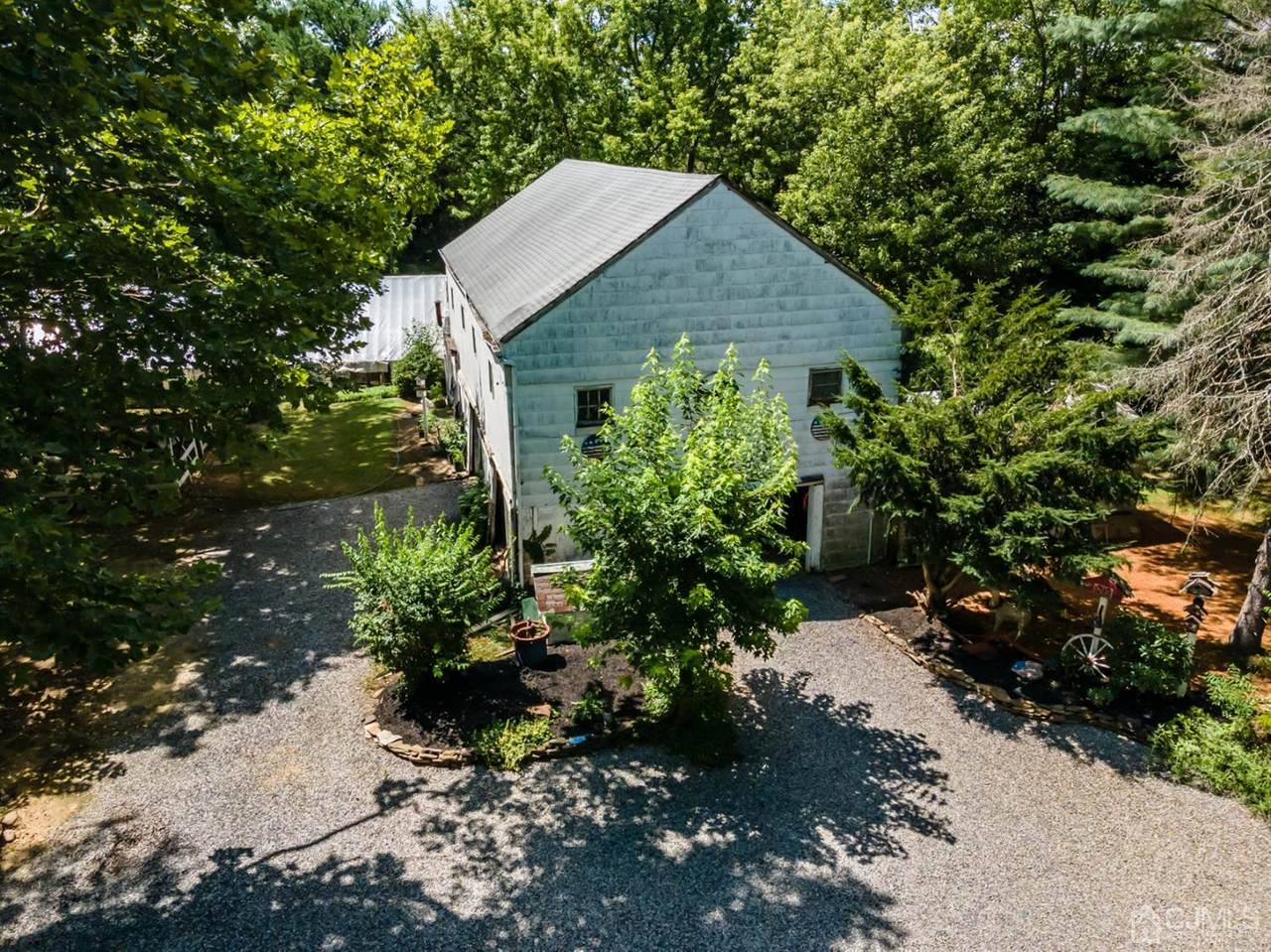 8 Orly Court - Photo 1