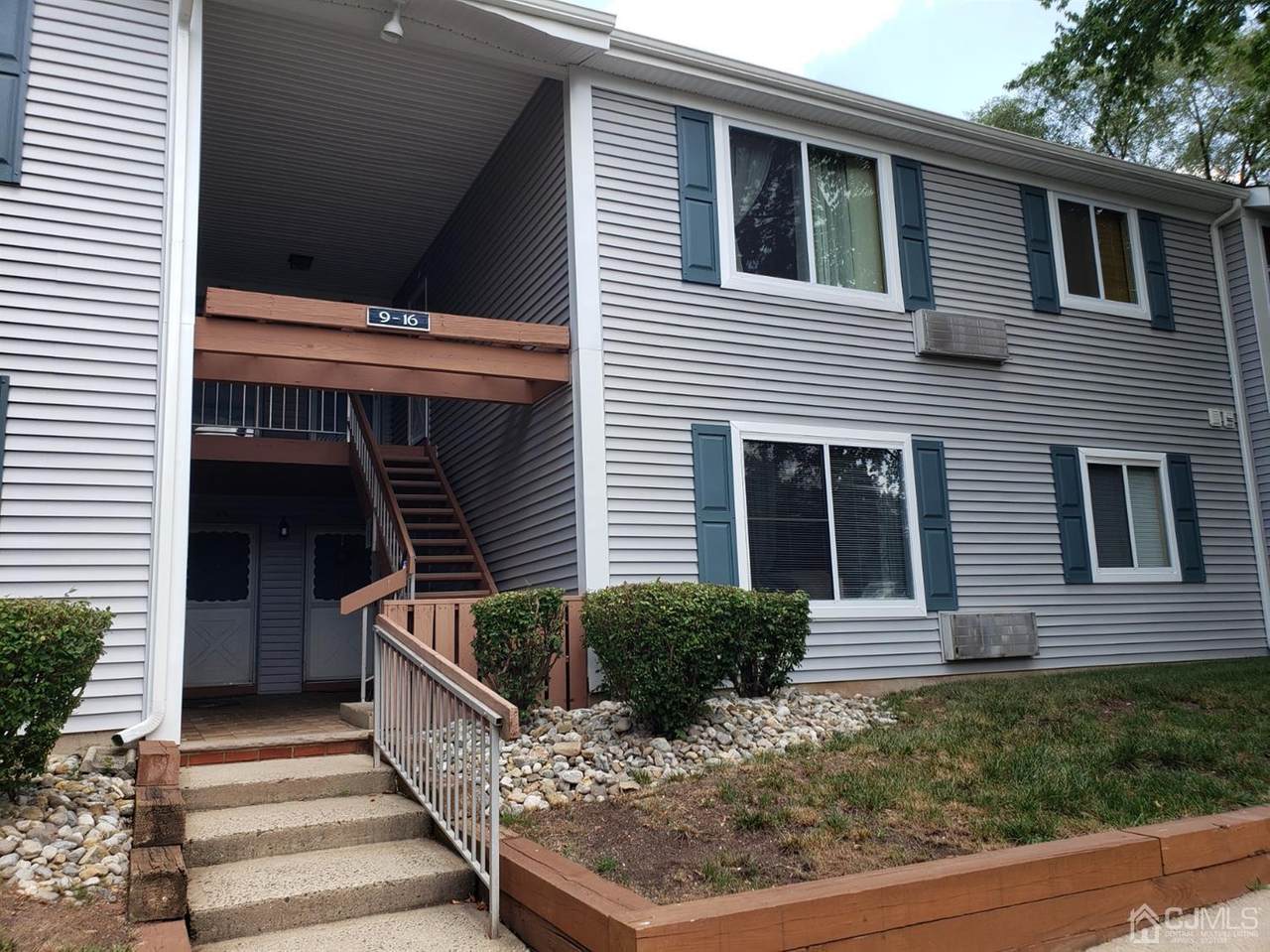 15 Bolton Court - Photo 1