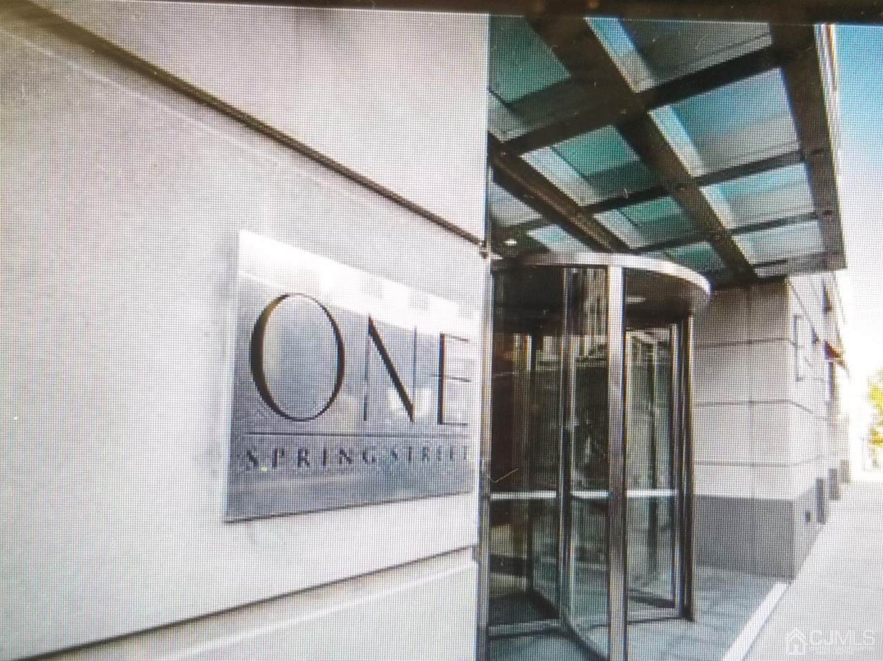 1 Spring Street - Photo 1