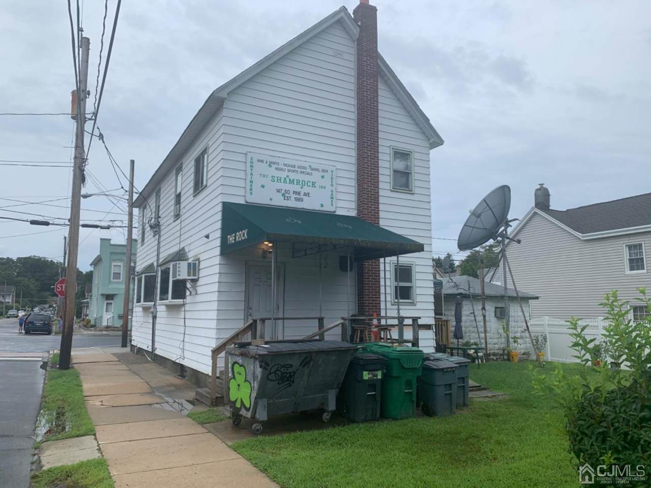 147 Pine Avenue - Photo 1