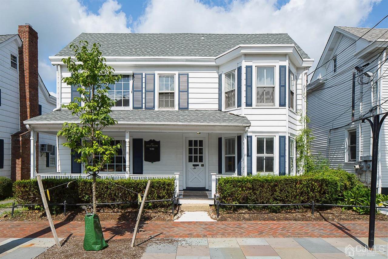 37 Main Street - Photo 1