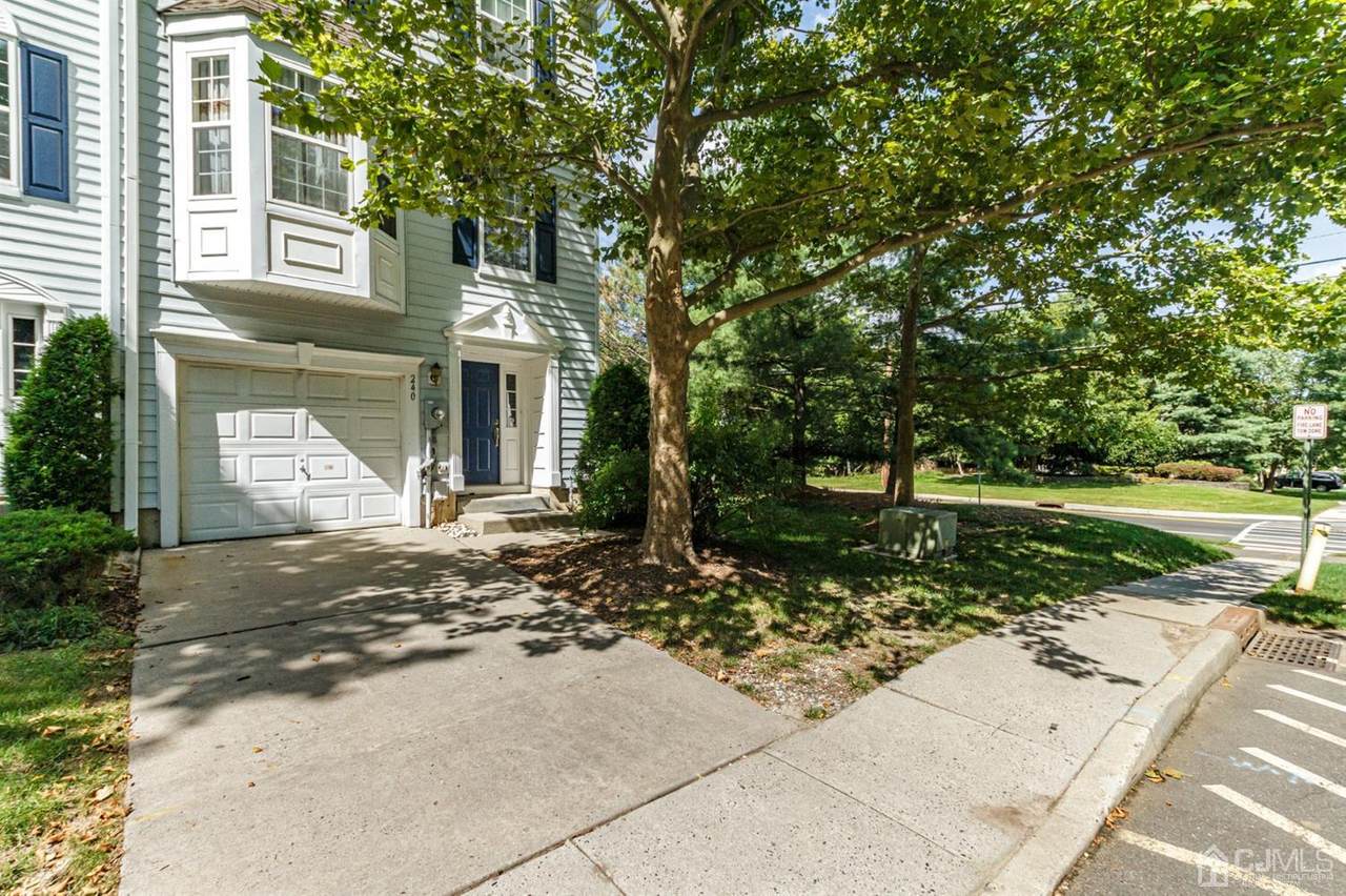 240 William Livingston Court - Photo 1
