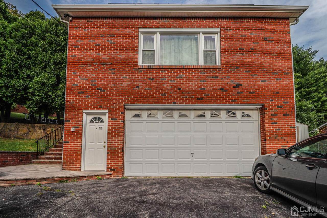 717 Oak Street - Photo 1