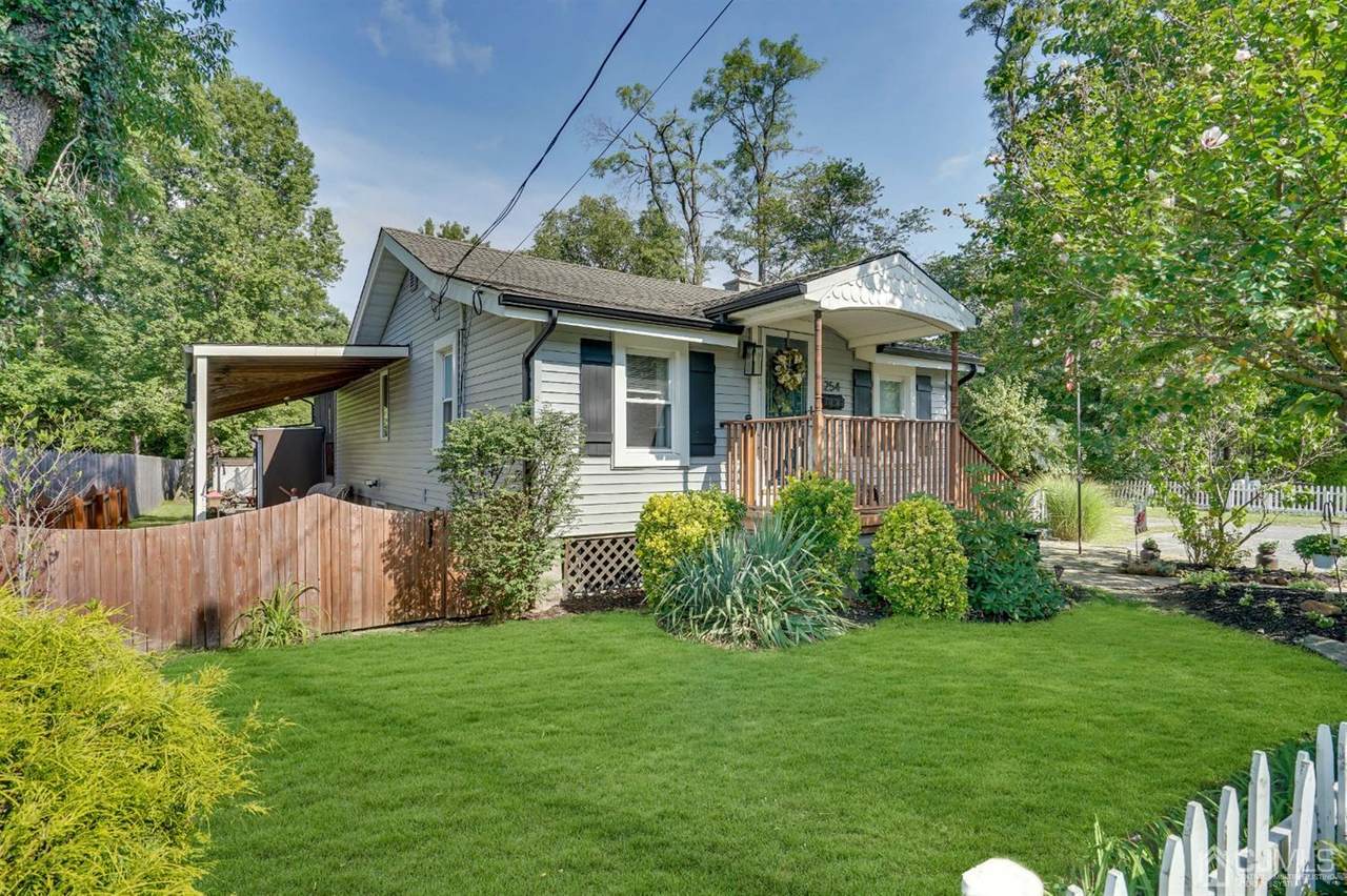 254 Manalapan Road - Photo 1