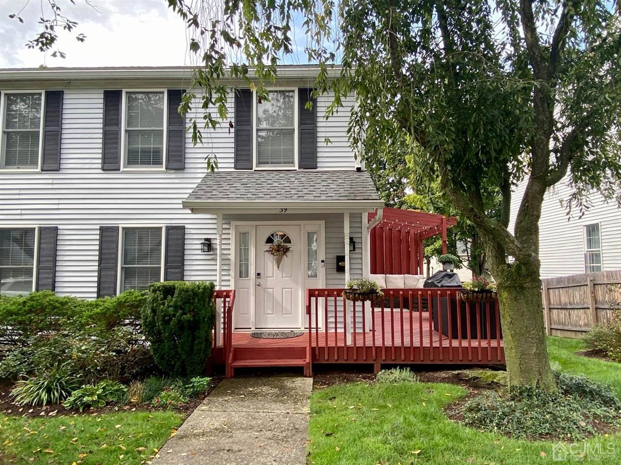 39 Phoenix Avenue - Photo 1