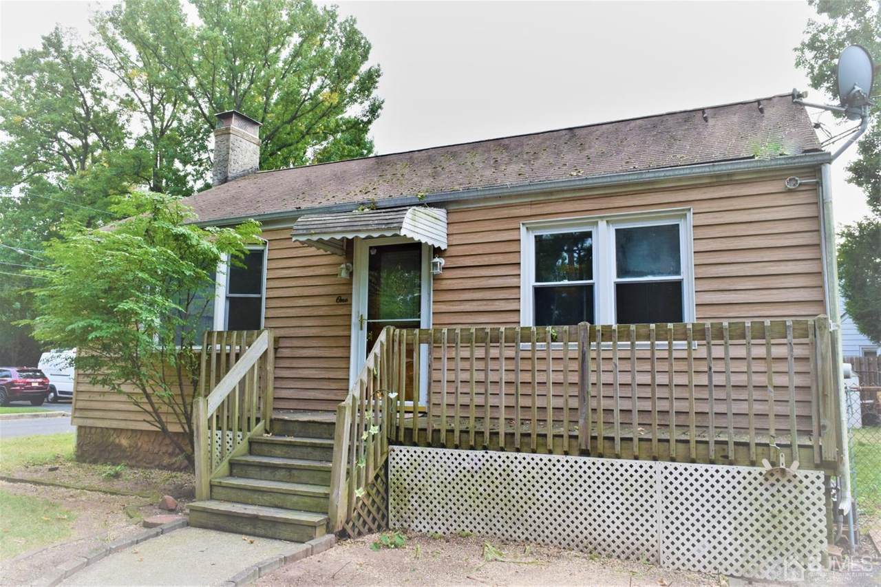 1 Rutgers Avenue - Photo 1