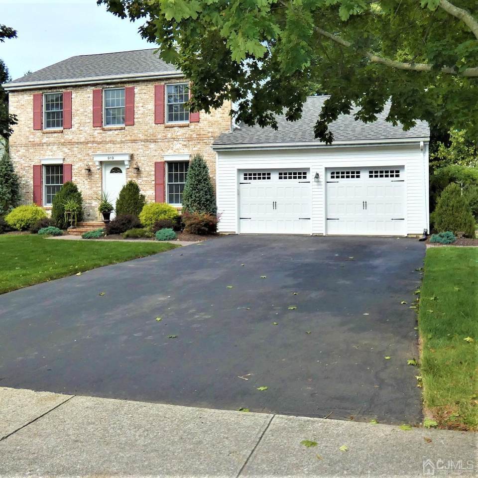 919 Liberty Street - Photo 1