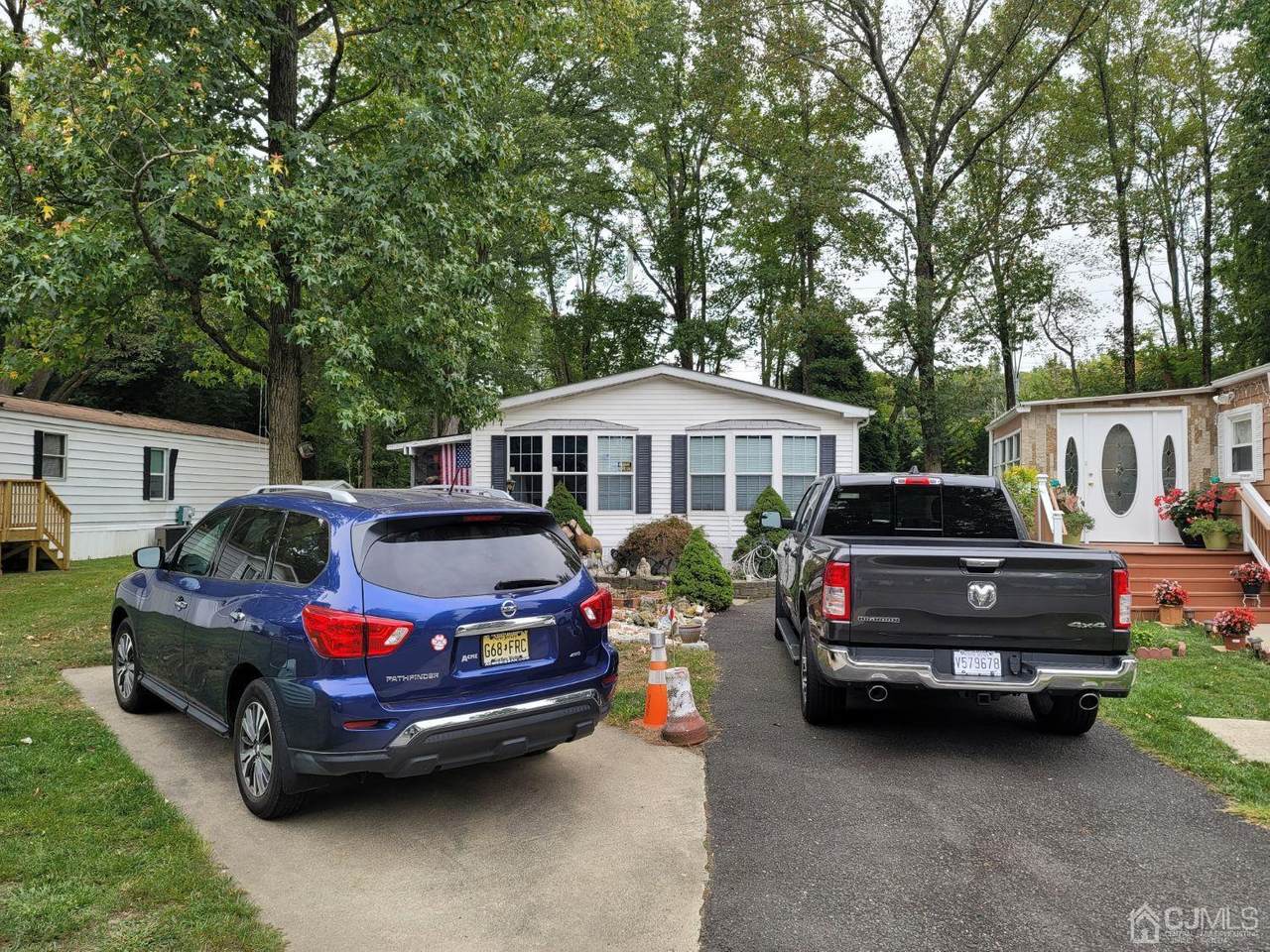 15 Hemingway Road - Photo 1