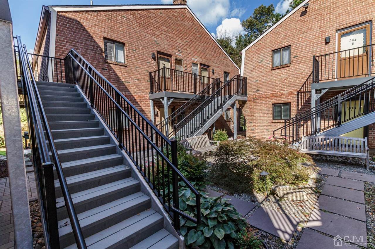 308 Meadow Woods Lane - Photo 1