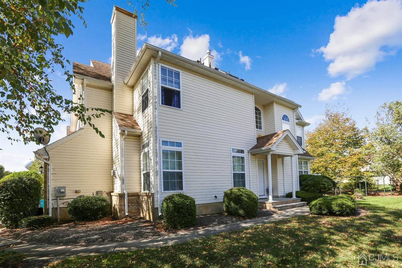 25 Tennyson Road - Photo 1