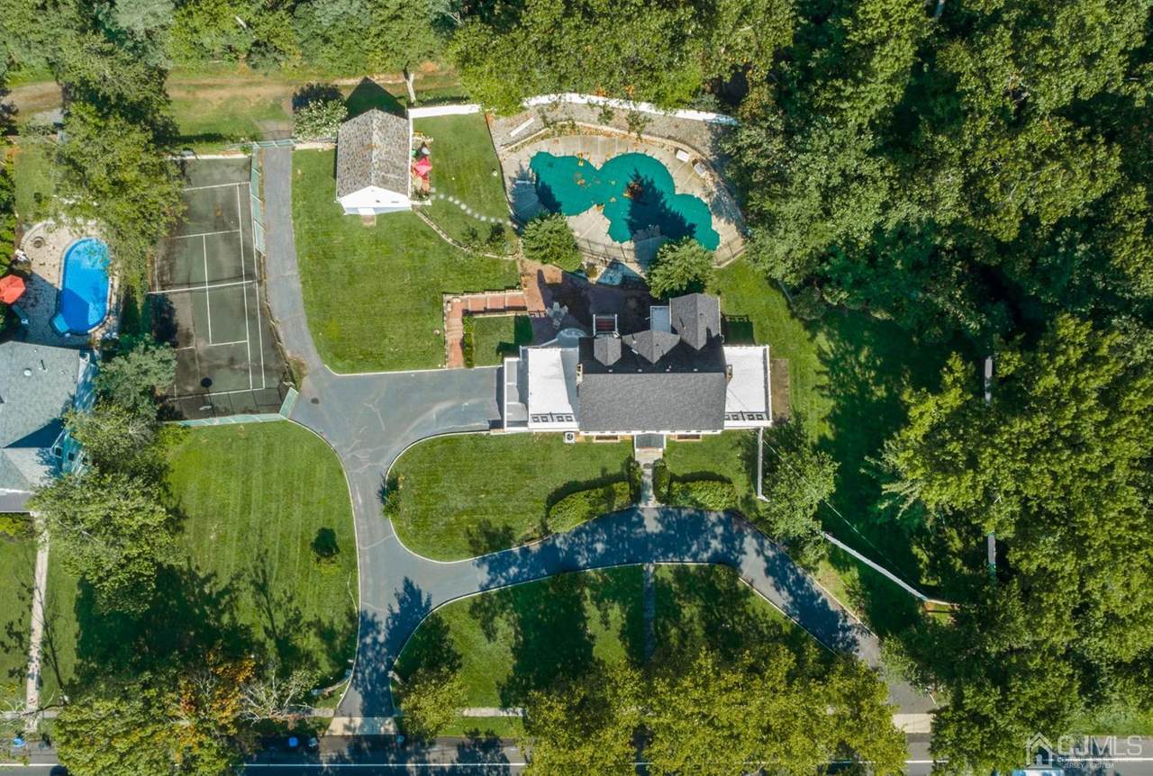 344 Middlesex Avenue - Photo 1
