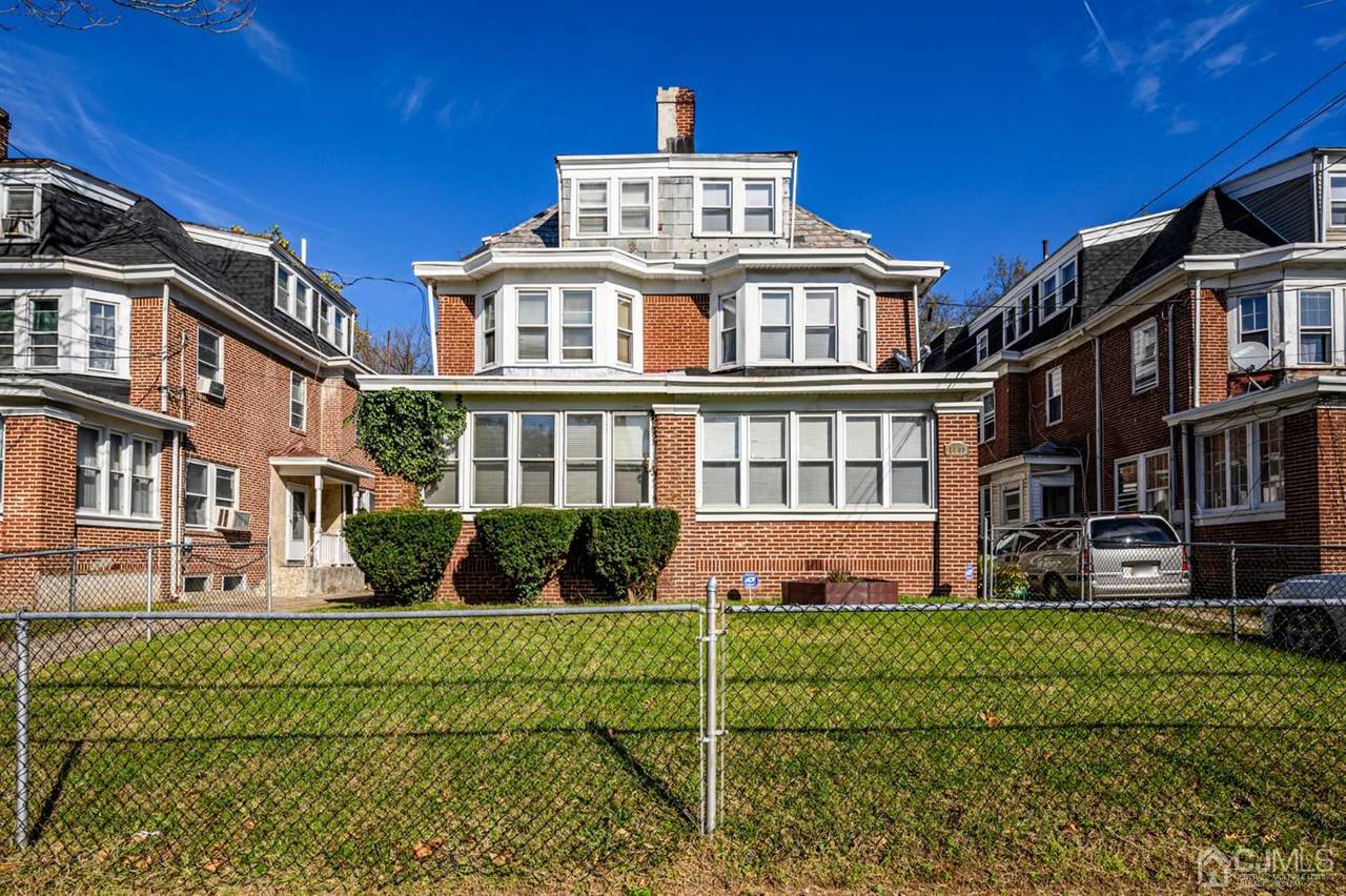 1442 State Street - Photo 1