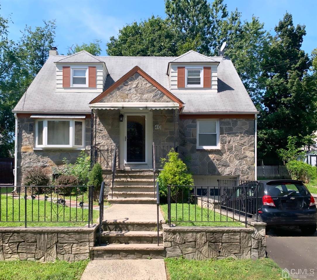410 Drake Avenue - Photo 1